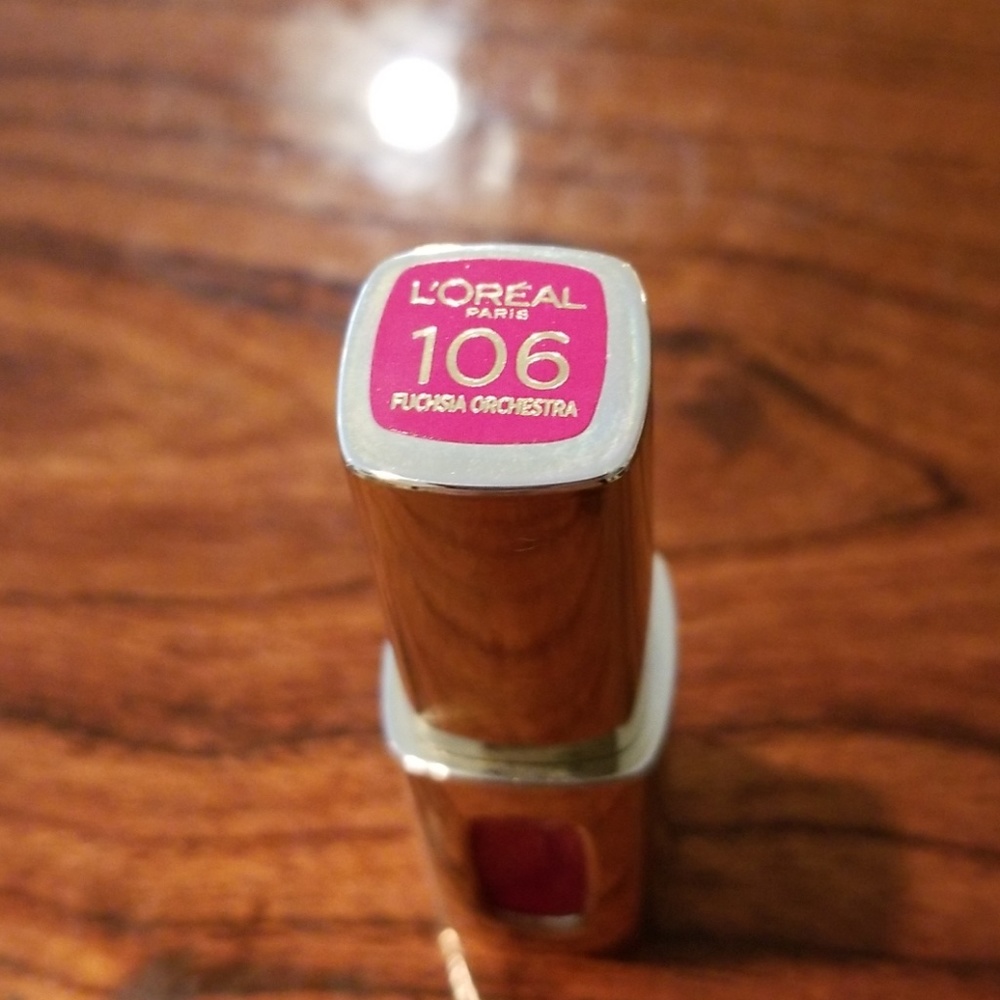 5/$25 L'Oreal Fuchsia orcheatra 106 lipstick 5/$25